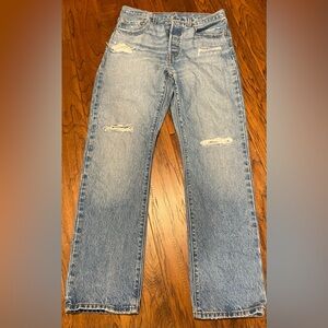 Women’s Button Up Levi's 501 Classic Distressed Straight Jeans